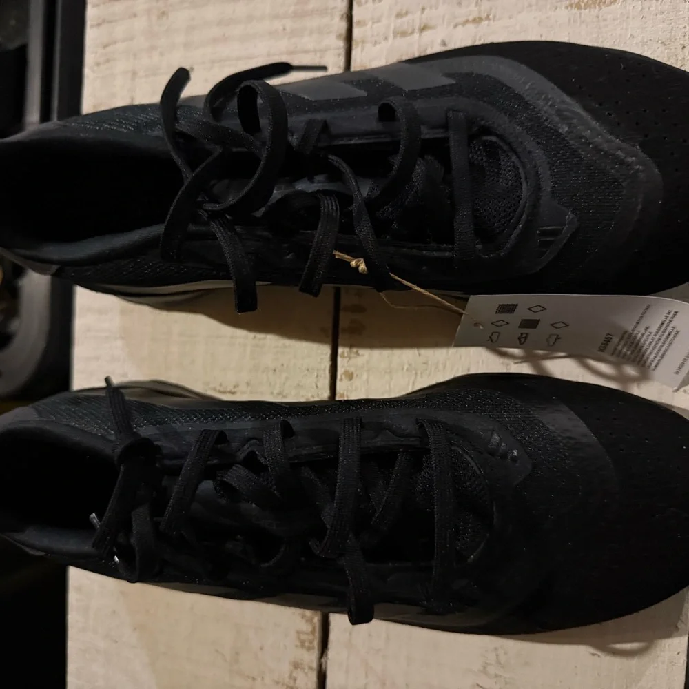 adidas Women's Black Athletic Shoes - Picture 1 of 4